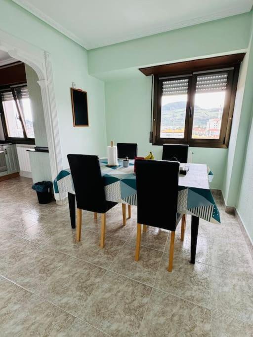 Muskiz Retreat, Playa 5 Mins, Wifi Gratis 외부 사진