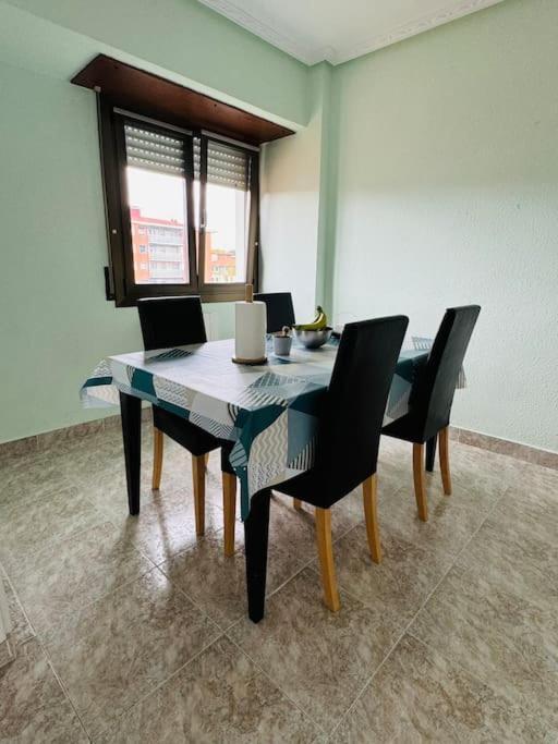 Muskiz Retreat, Playa 5 Mins, Wifi Gratis 외부 사진